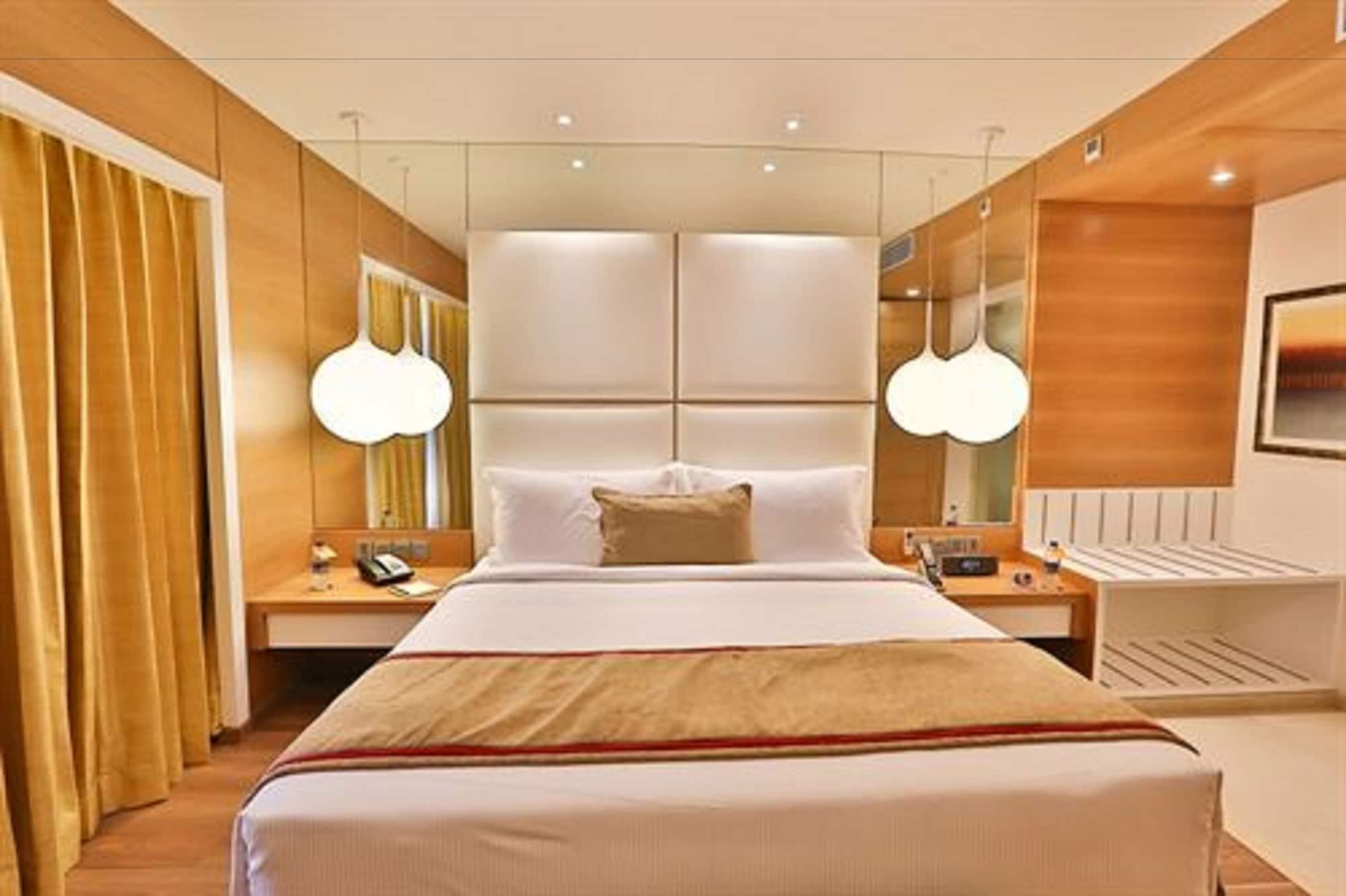 เดอะ เรซิเดนซี ทาวเวอร์ โคอิมบาตอร์ Hotel โคอิมบาทอร์ ภายนอก รูปภาพ
