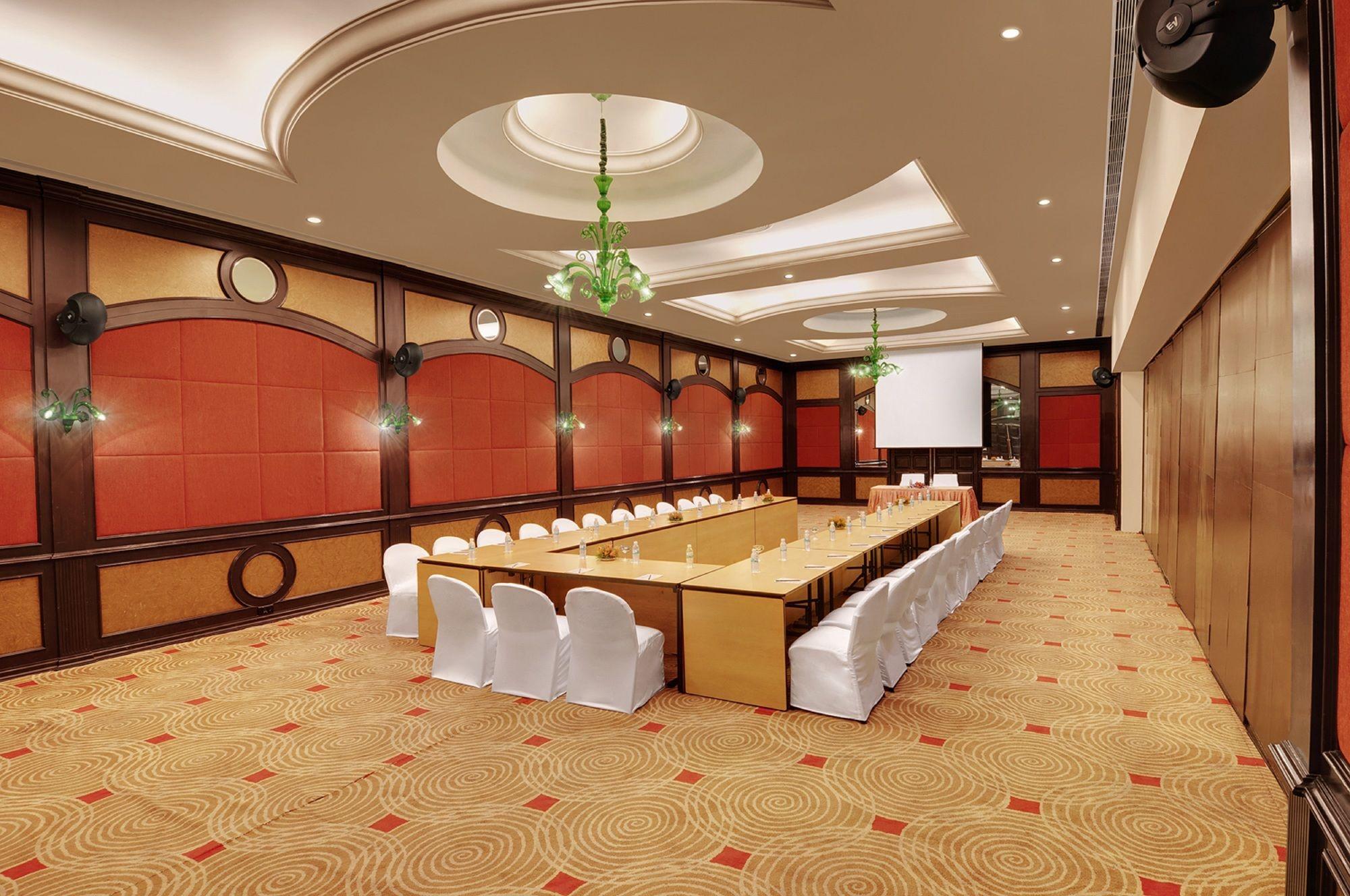 เดอะ เรซิเดนซี ทาวเวอร์ โคอิมบาตอร์ Hotel โคอิมบาทอร์ ภายนอก รูปภาพ